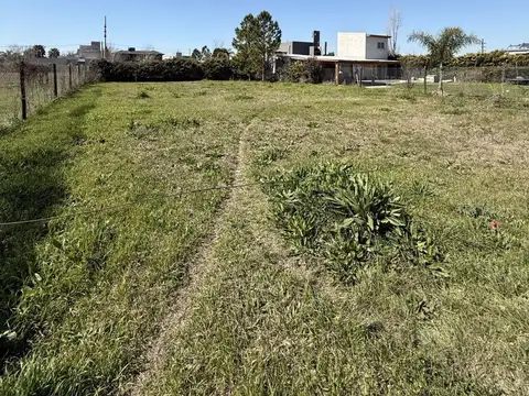 Venta terreno en Roldan Las Acequias