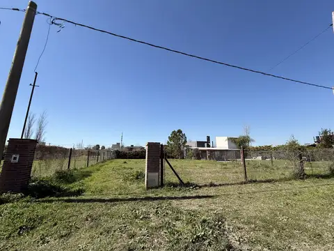 Venta terreno en Roldan Las Acequias