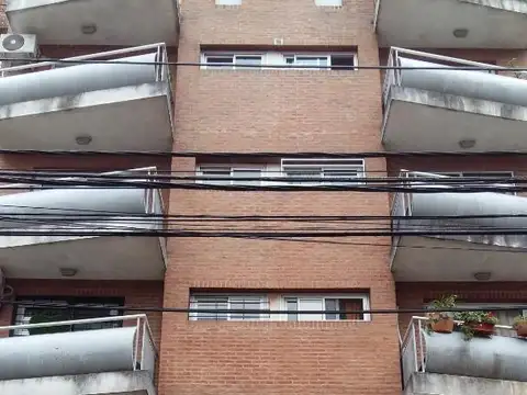EXC. 2 AMB C/BALCON AL FRENTE COC. SEPARADA ZONA SUPER RESID