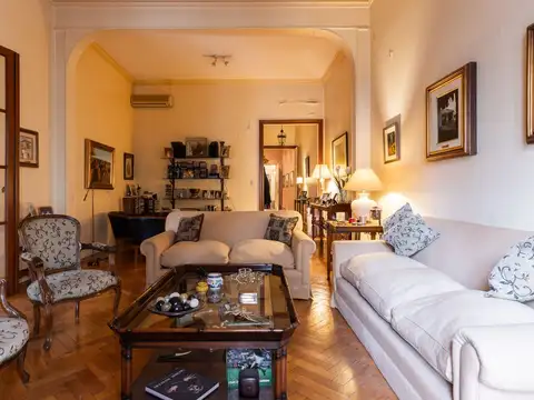 Departamento en Venta de 7 ambientes