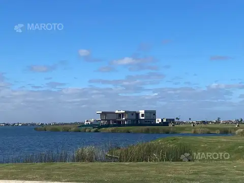 VENTA LOTE - AMARRAS - MAROTO  PROPIEDADES