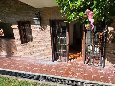 CASA VENTA BARRIO BELLO HORIZONTE TIGRE 4 amb