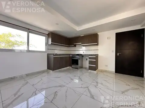 Departamento en Alquiler en Moron, $ 600.000