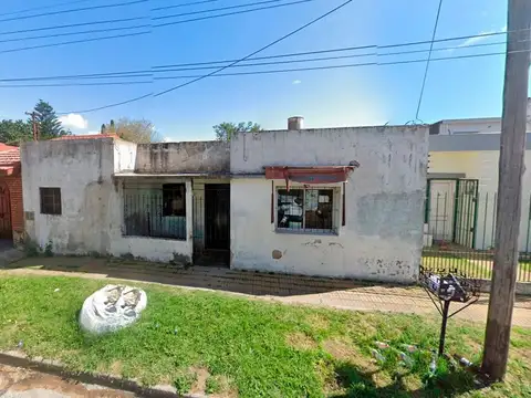 Casa 3 amb Venta Berazategui gran terreno 10x53