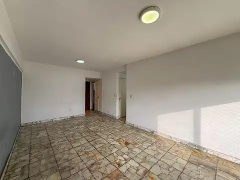 Departamento en Alquiler 42 años