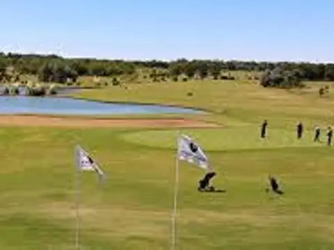 Av. Fernández Beschtedt