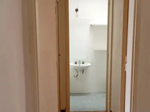 Depto Tipo Casa en Alquiler en San Fernando Vías  /  Libertador, $ 890.000