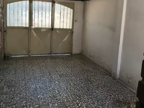 Casa 6 ambientes con 3 baños