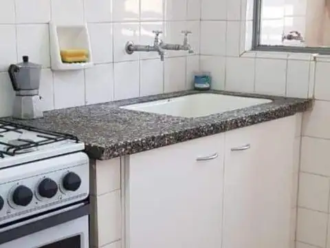 Depto Tipo Casa 2 ambientes con 1 baño