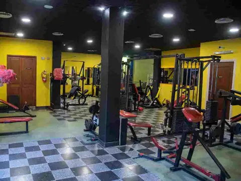 LOCAL EN VENTA LA PLATA