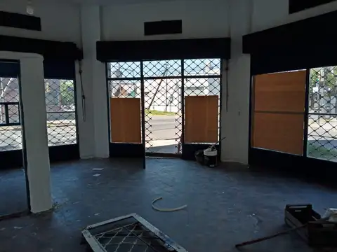 Local en alquiler en Boulogne