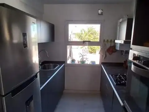 Depto Tipo Casa en Venta con 2 cocheras