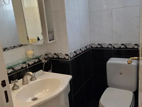 Departamento 4 ambientes con 2 baños