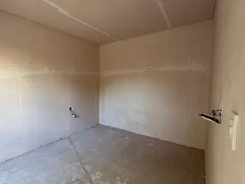 Casa 6 ambientes con 3 baños