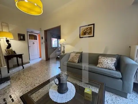 Depto Tipo Casa 4 ambientes con 3 baños