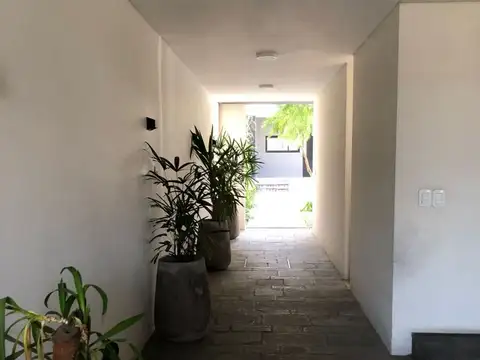 Lebensohn 100, Piso 2