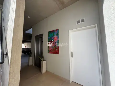 Oficina en Alquiler en Belen de Escobar, $ 500.000