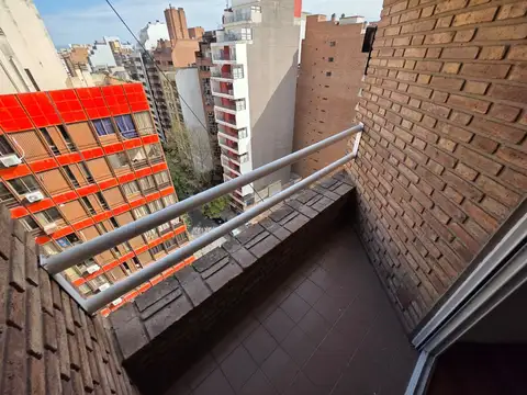 ALQUILER DPTO DE CATEGORIA - 1 DOR C/BALCON - PISO ALTO - NUEVA CORDOBA