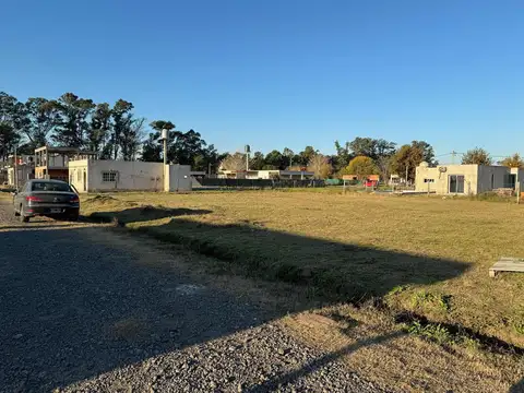 Terreno en Venta 25  mts Fondo