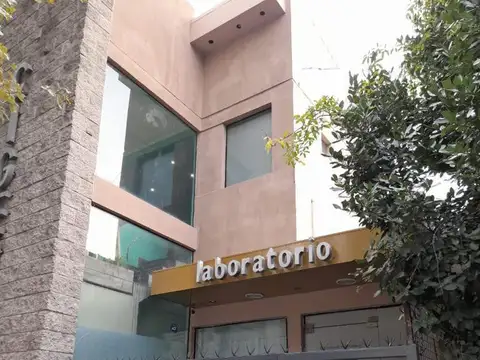Edificio Comercial en Moron