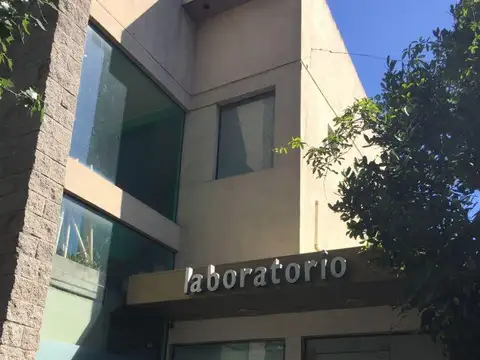Edificio Comercial en Moron