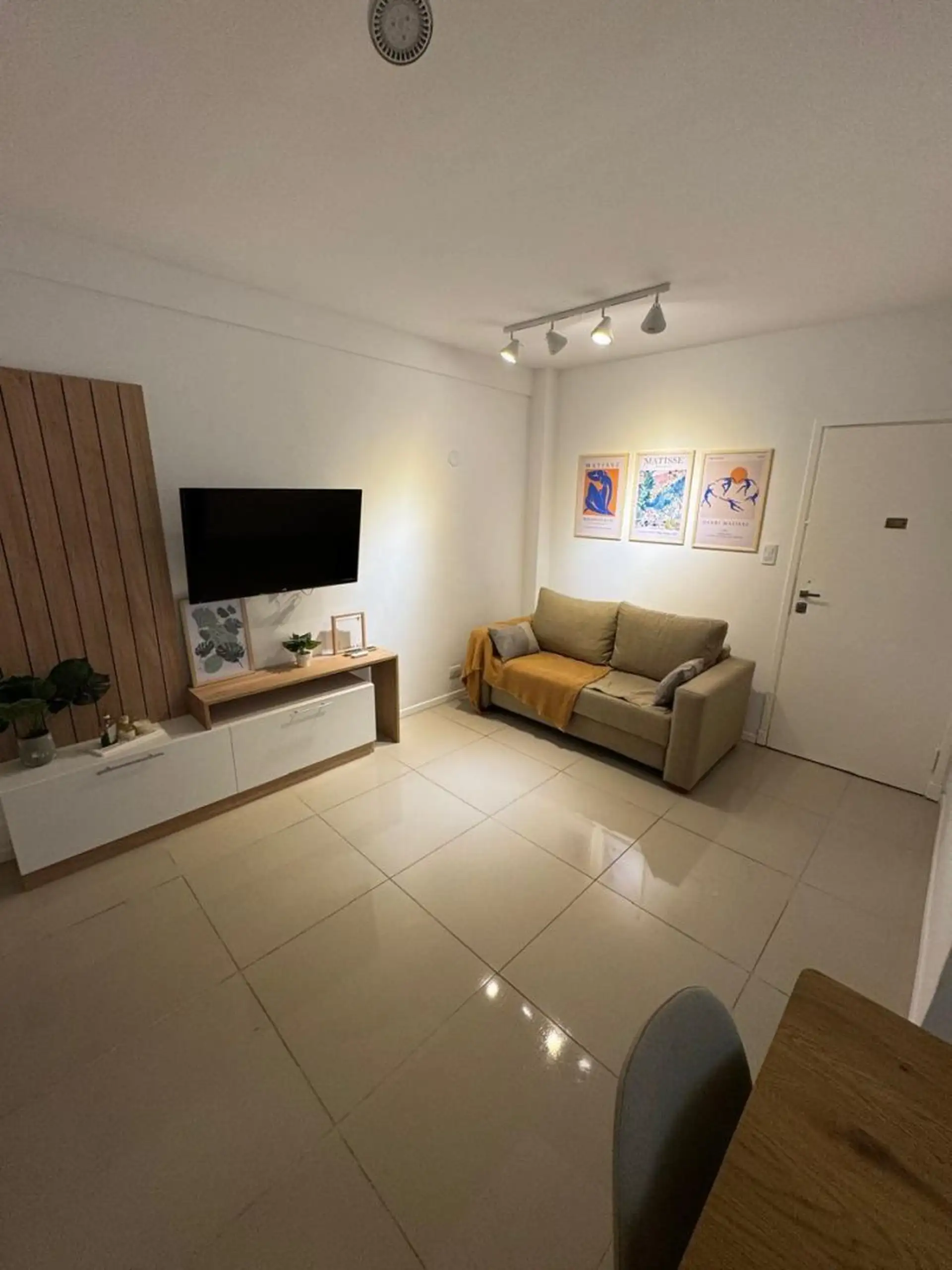 Venta departamento 2 ambientes reciclado y amoblado Olavarría 2200 Zona Güemes
