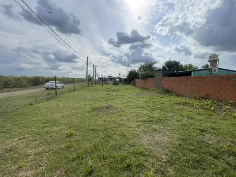 Los Nogales y Calle 3