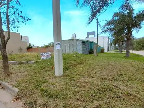 Terreno en Venta en Capitan Bermudez, USD 35.000