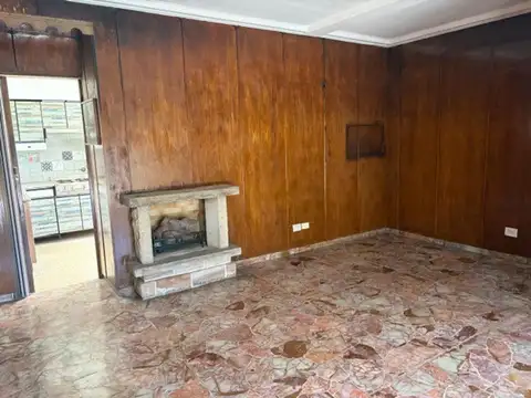 Casa 3 ambientes con 2 baños