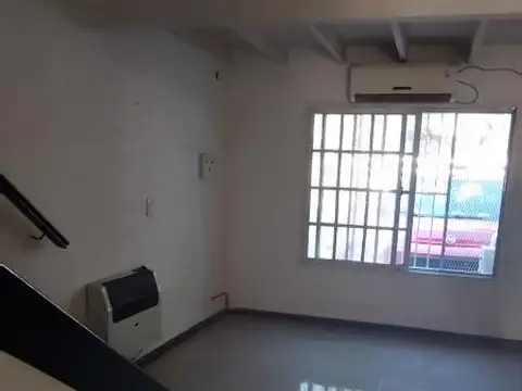 Pedro José Argreló e/ General Juan Martínez y General Deheza