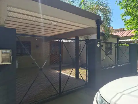 CASA 5 AMBIENTES EN VENTA EN GLEW