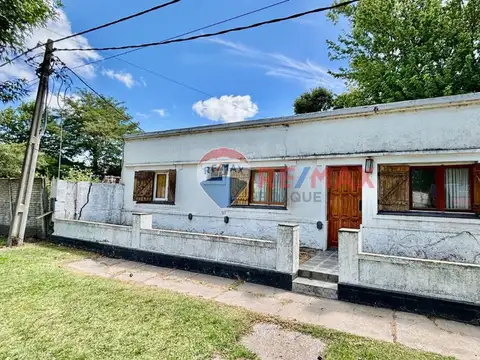 VENTA CASA SOBRE LOTE MULTIFAMILIAR GRAL MADARIAGA