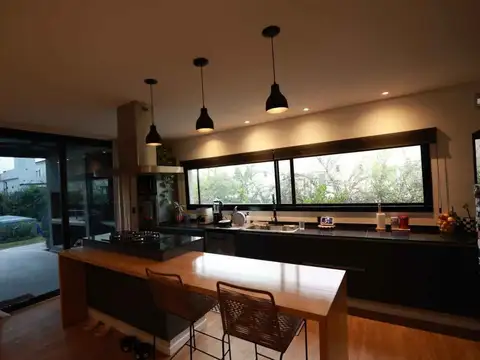 VENTA CASA 5 AMB, COUNTRY CLUB PRADOS DEL OESTE
