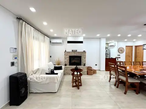 Casa 4 ambientes con 3 baños