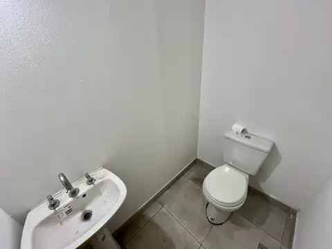 Local en Alquiler en La Loma, $ 871.500