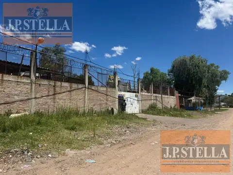Terreno en Venta 30  mts Fondo