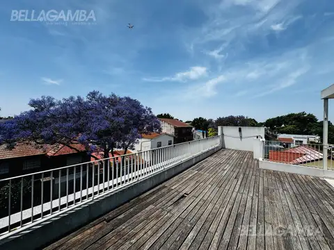 Depto Tipo Casa en Venta de 3 ambientes