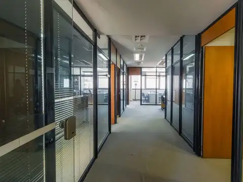 Oficina en Alquiler 44 años
