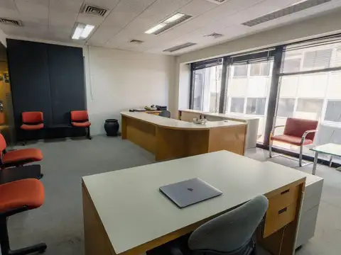 Oficina Monoambiente con 2 baños