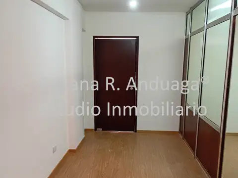 Oficina en Alquiler en Recoleta, $ 700.000