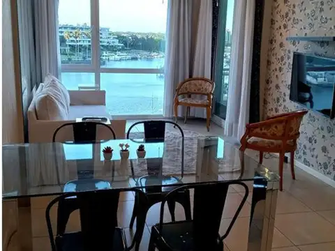 Avenida Del Puerto 200