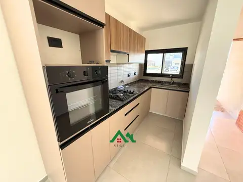 Casa 3 ambientes con 2 baños