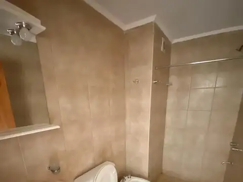 Departamento en Alquiler en Villa Gobernador Galvez, $ 420.000