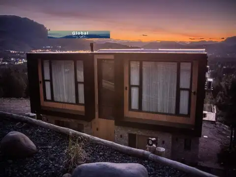 Casa en Alquiler Temporal con 2 cocheras