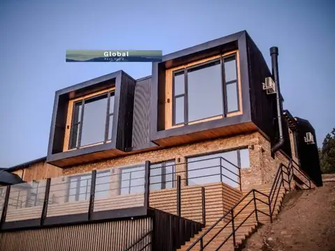 Casa 8 ambientes con 4 baños