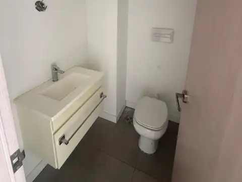 Departamento 4 ambientes con 3 baños