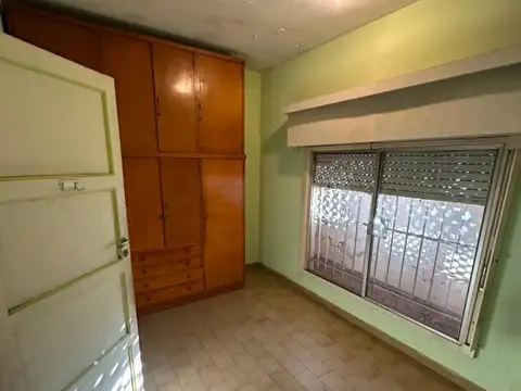 Depto Tipo Casa en Alquiler 50 años