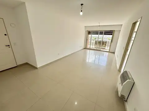 Avellaneda 900, Piso 7