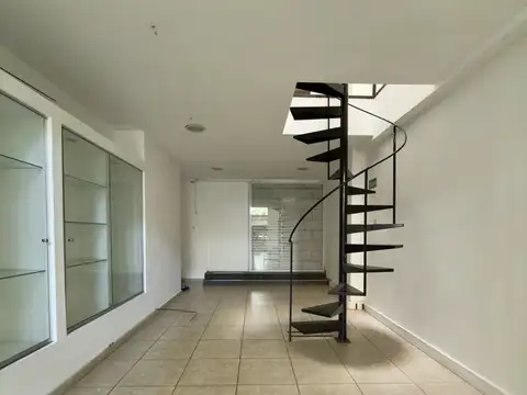 Local en Alquiler en La Plata, $ 850.000