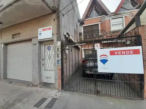 OPORTUNIDAD TRIPLEX 198 M2 + LOCAL DEPOSITO 192 M2